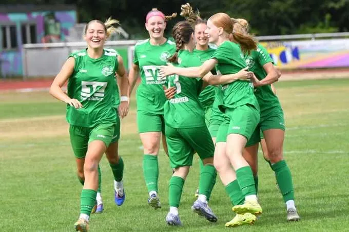 In Minden wollen die DJK-Frauen zum sechsten Mal im sechsten Saisonspiel jubeln.