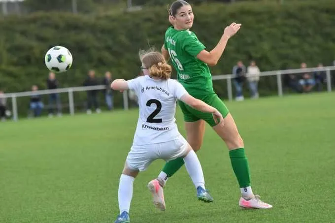 Frieda Stockmann (r.) und die DJK-Frauen sind im Heimspiel gegen Aasee klar favorisiert.